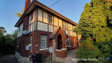 Main picture of 2106 Harrison Ave