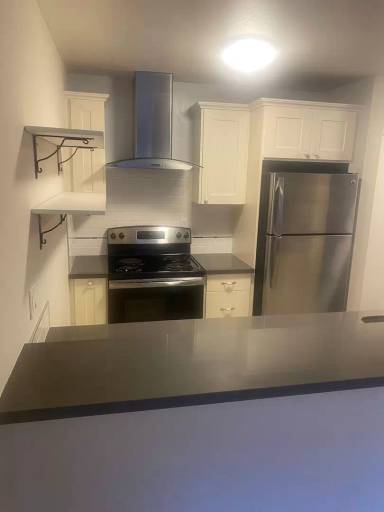 Main picture of 382 Adams St