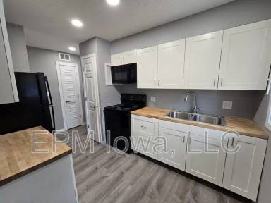 Main picture of 105 Ludland Drive