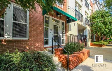 Main picture of Halstead At the Metro I & II