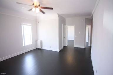 Main picture of 500 S Westmoreland Ave