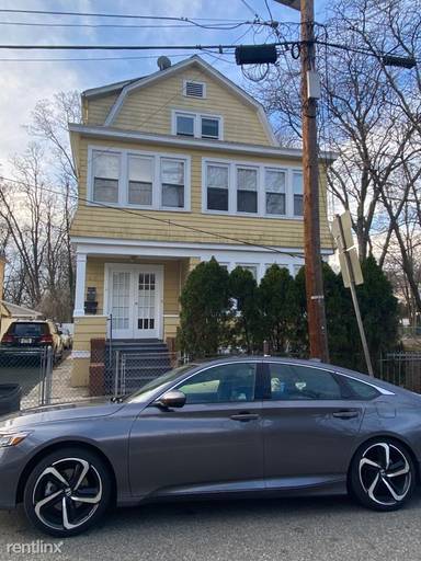 Main picture of 666 Union St