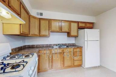 Main picture of 233 Tennessee St NE