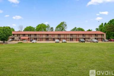 Main picture of 2 Killian Ave