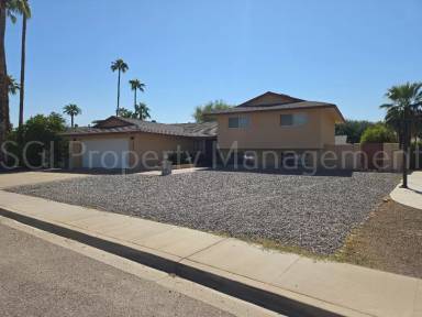 Main picture of 8625 E Osborn Rd