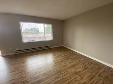 Main picture of 308 Summit Ave N
