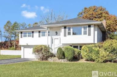 Main picture of 44 Peppermint Rd