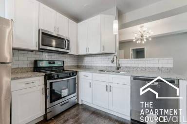 Main picture of 3301 N Harding Ave