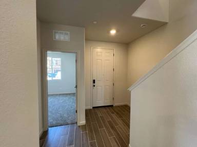 Main picture of 2972 Whiskey St