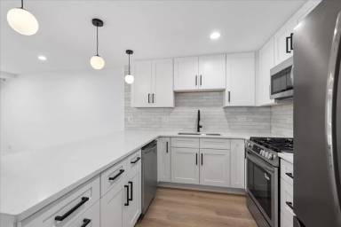 Main picture of 2601 N California Ave