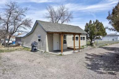 Main picture of 3430B Weston St