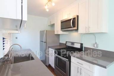 Main picture of 3657 Columbia St
