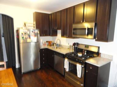 Main picture of 4710 N Damen Ave