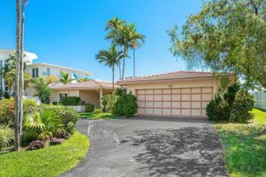 Main picture of 758 NE Harbour Dr