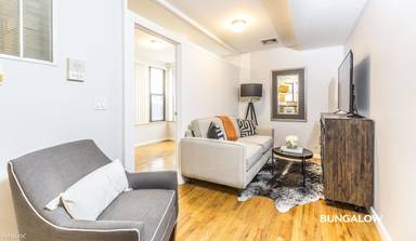 Main picture of 152 Woodpoint Rd