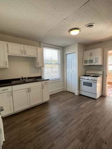 Main picture of 253 N Augusta Ave