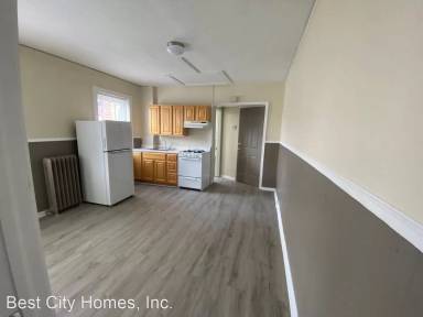 Main picture of 2047 Christian St
