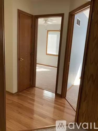 Main picture of 3040 S 35th Ave