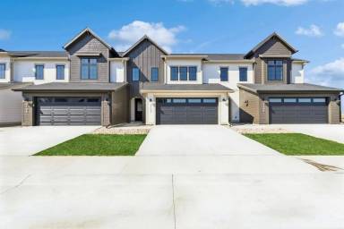 Main picture of 2103 Lacey Dr