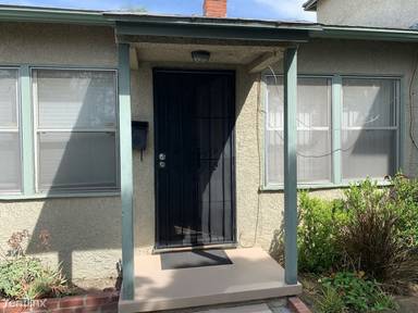 Main picture of 4222 N Lakewood Blvd