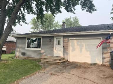 Main picture of 1345 Primrose Ln