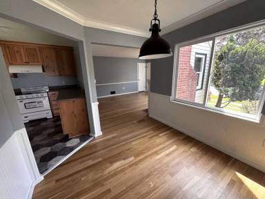Main picture of 8954 N Portsmouth Ave
