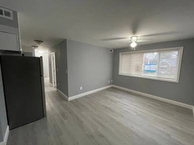 Main picture of 2810 5th St SE