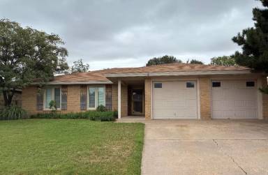 Main picture of 4817 62nd St