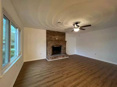 Main picture of 545 Louisa St