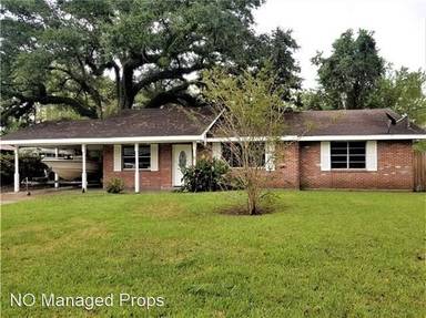 Main picture of 823 Marigny Ave