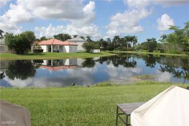 Main picture of 3832 San Simeon Cir