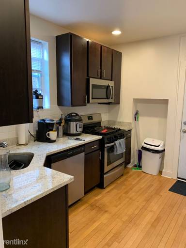 Main picture of 3321 W Catalpa Ave