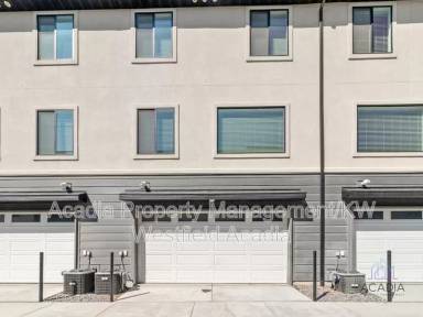 Main picture of 438 S Wood Stream Rd