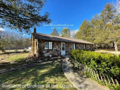 Main picture of 392 Blackwell Ferry Rd
