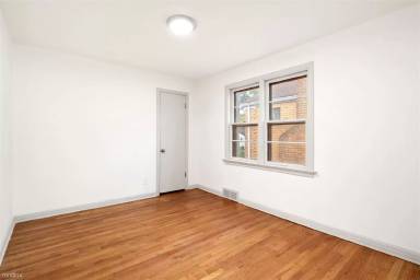 Main picture of 1449 Sheridan Dr