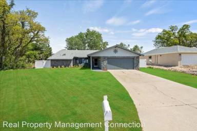 Main picture of 5410 Parnell Ave