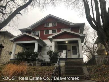 Main picture of 1025 Redfern Ave