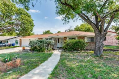 Main picture of 123 Stardream Dr