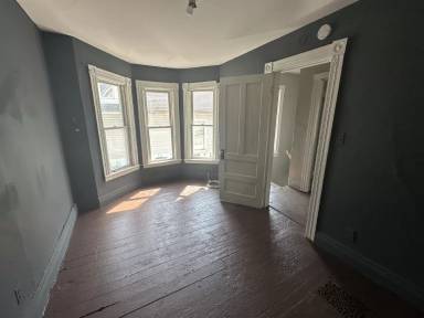 Main picture of 118 Clifton St
