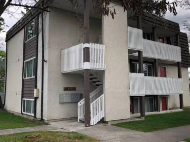 Main picture of 1414 N Addison St