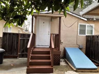 Main picture of 7580 Rosanna St