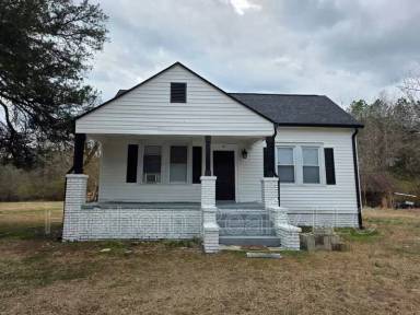 Main picture of 283 L R White Rd