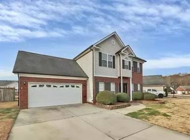 Main picture of 3007 Hemby Commons Pkwy