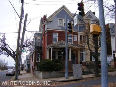 Main picture of 1000 W 8th St