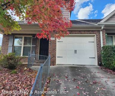 Main picture of 306 Connor Cir