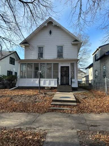 Main picture of 1329 Morgan Ave N