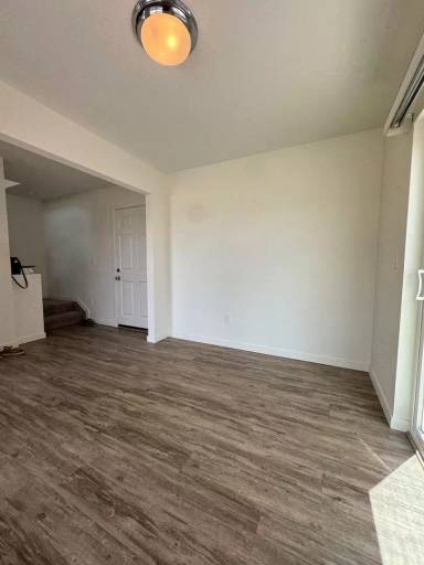 Main picture of 5836 Thurless Ln