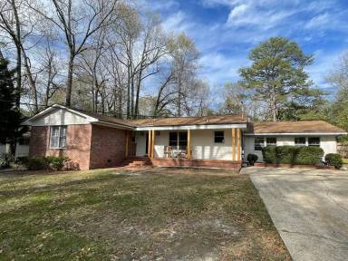 Main picture of 777 Brenda Ave
