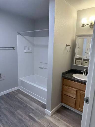 Main picture of Creekwood Park Apartments