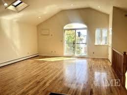 Main picture of 8742 Bay 16th St